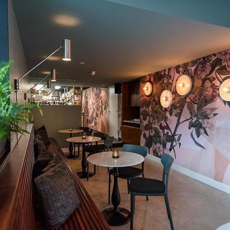 Fietshotel Zee Van Tijd Holwerd Bagian luar foto