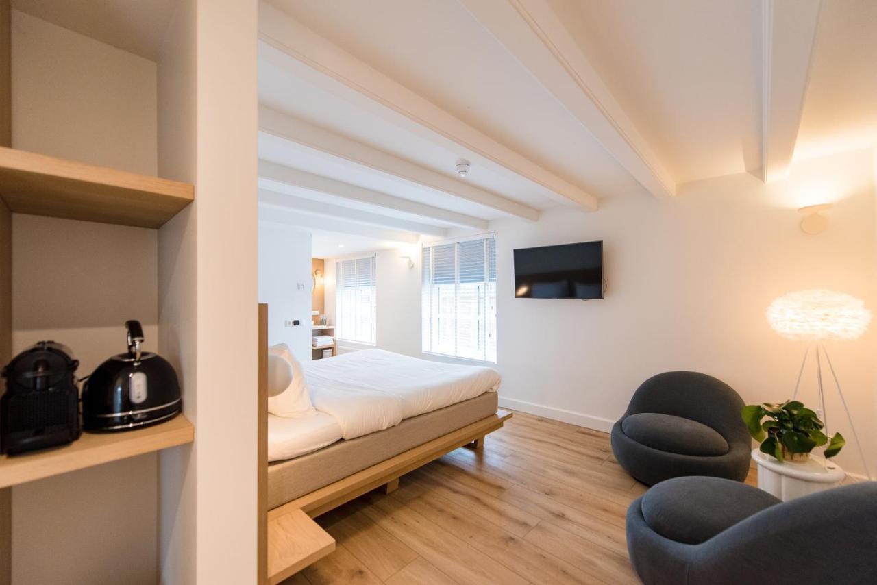 Fietshotel Zee Van Tijd Holwerd Bagian luar foto